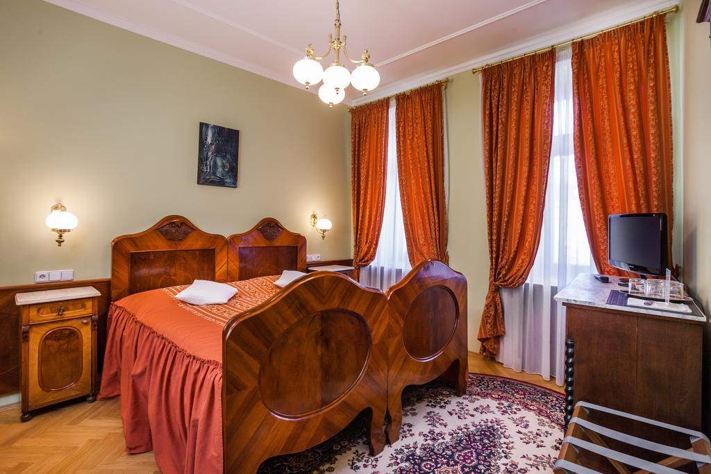 Velké Meziříčí Hotel Jelinkova Vila חדר תמונה