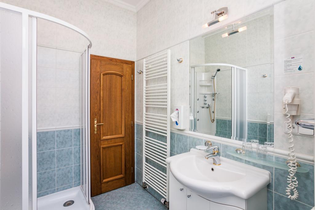 Velké Meziříčí Hotel Jelinkova Vila חדר תמונה