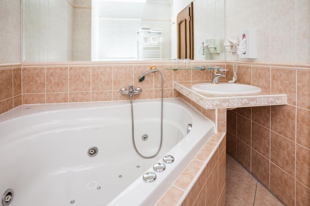 Velké Meziříčí Hotel Jelinkova Vila חדר תמונה